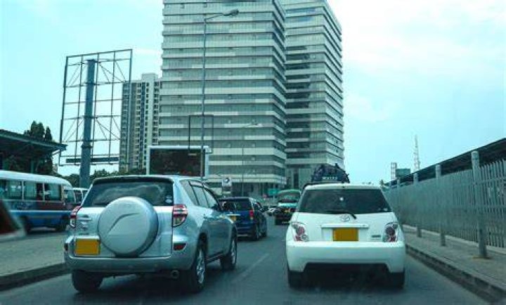 How many cars are there in Tanzania?